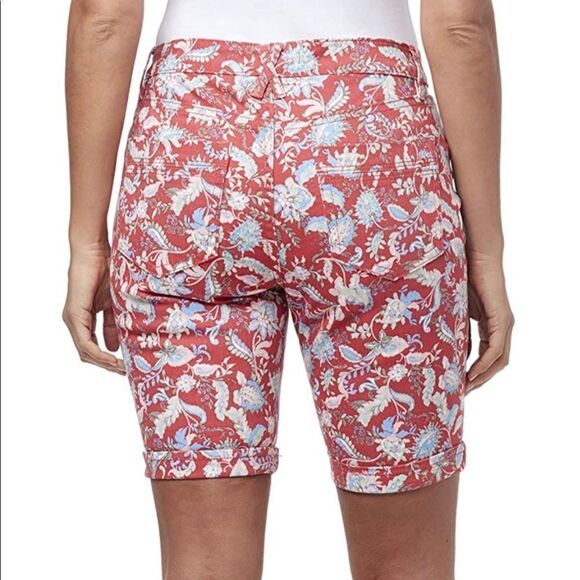 GLORIA VANDERBILT WOMENS City Shorts Color: Calm Coral - Milonga Paisleys - Picture 5 of 10